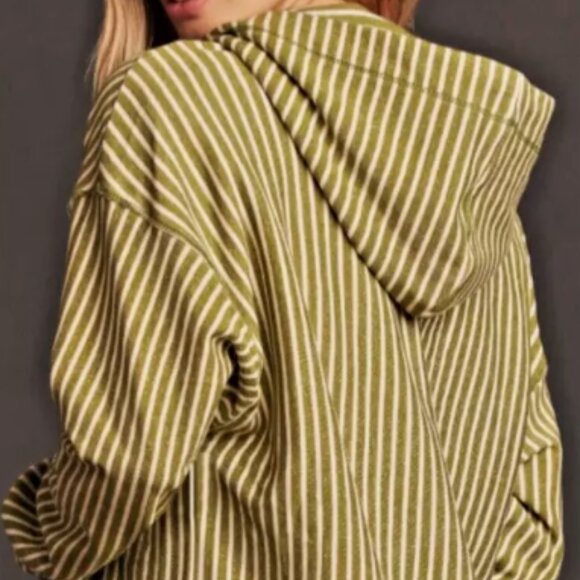 Pilcro Wharfside Hooded Sweatshirt by Anthropologie - Picture 3 of 5